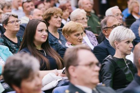 Župan Matej Slapar ob dnevu državnosti »Ko narod stoji odločno, z vero v svoje vrednote in pravice, postane nepremagljiv.«  (74)